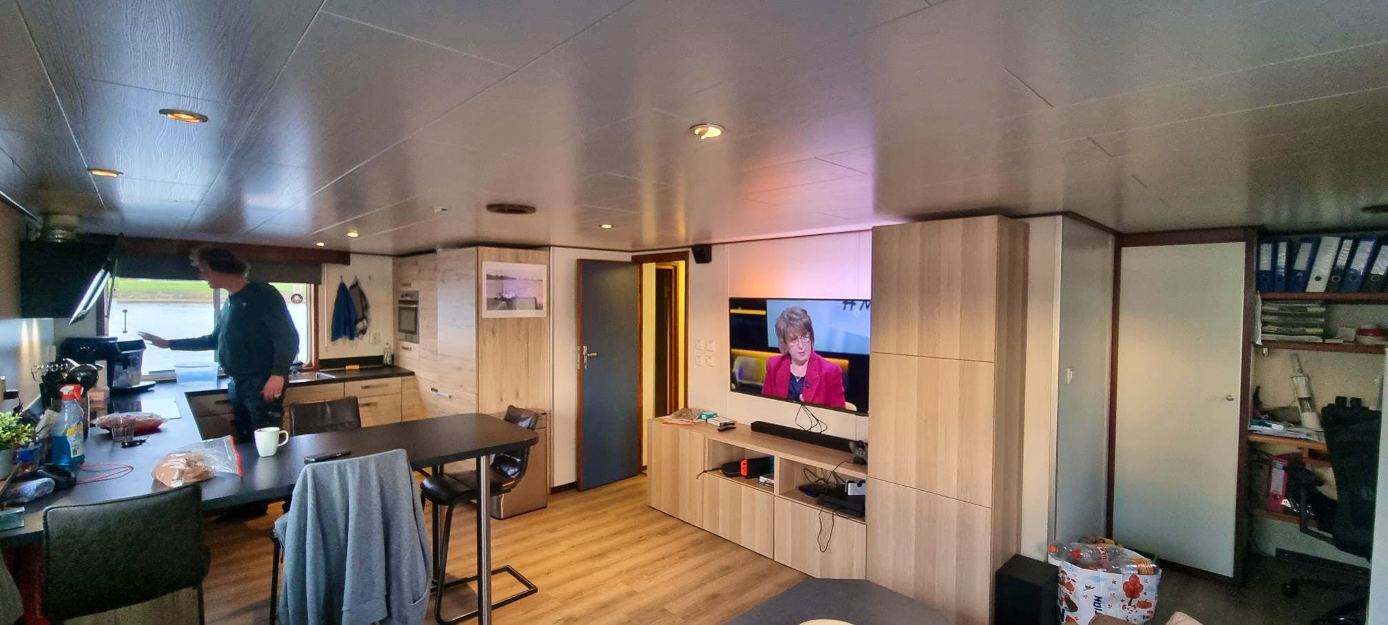 Anna — thumbnail 3