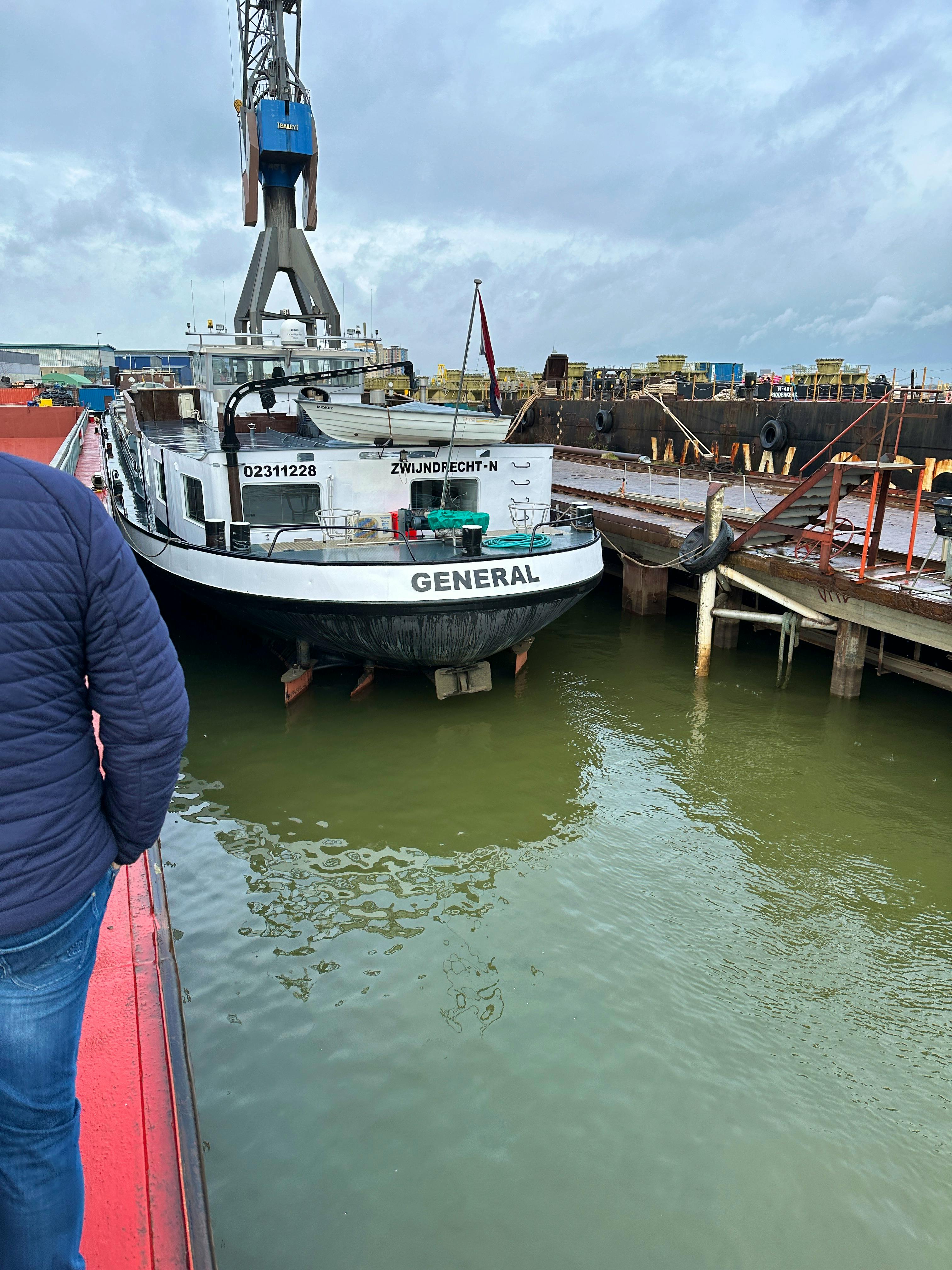 General — thumbnail 4