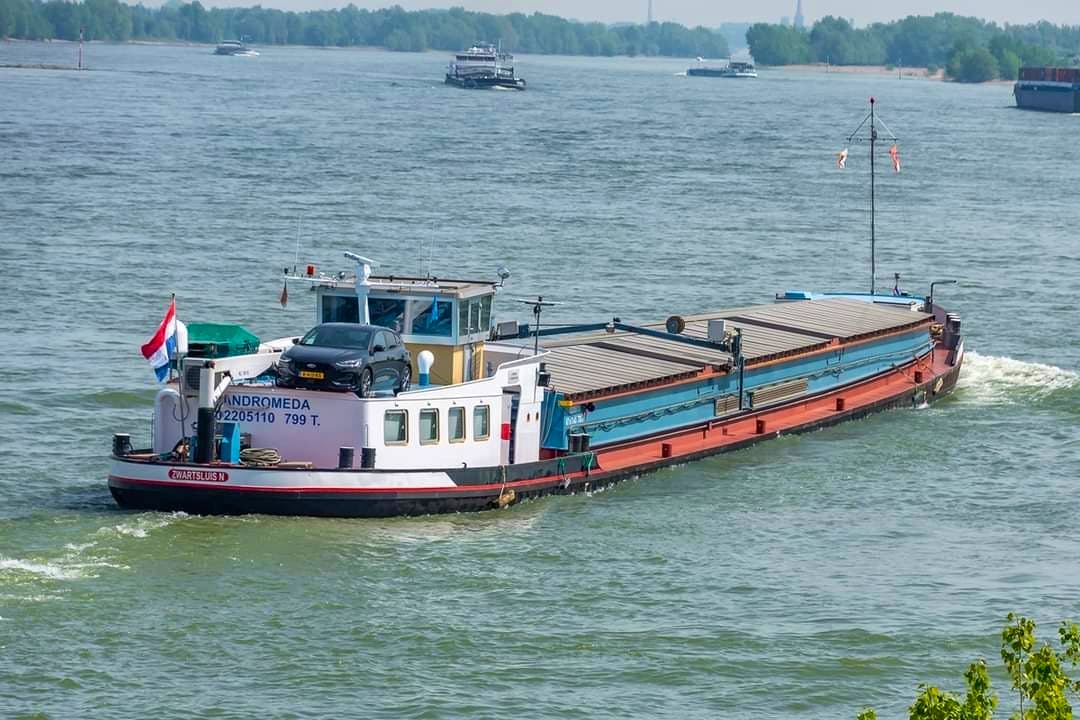 Andromeda — thumbnail 2